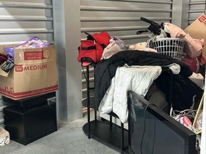 10 x 15 storage unit in Jacksonville, FL