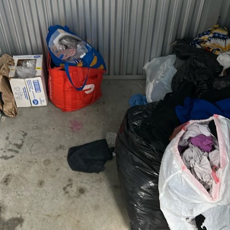 5 x 5 storage unit in Jacksonville, FL