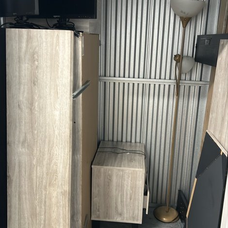 5 x 5 storage unit in Jacksonville, FL