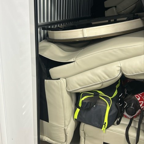 5 x 10 storage unit in Tampa, FL