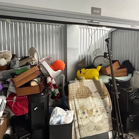 5 x 10 storage unit in Tampa, FL