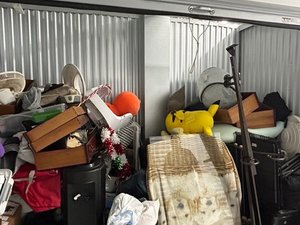 5 x 10 storage unit in Tampa, FL