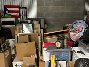 10 x 10 storage unit in Tampa, FL