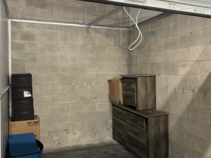 8 x 10 storage unit in Tampa, FL
