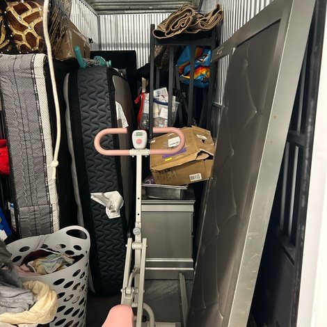 5 x 15 storage unit in Tampa, FL