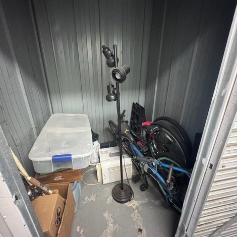 5 x 5 storage unit in Salisbury, MD