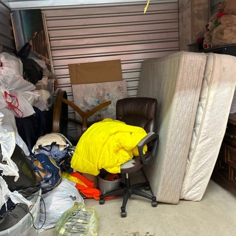 10 x 10 storage unit in Unknown, TX