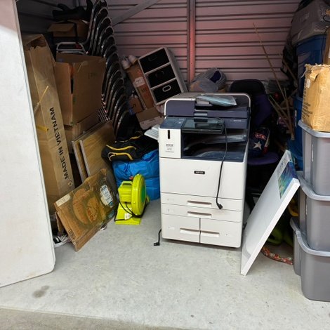 10 x 10 storage unit in Unknown, TX
