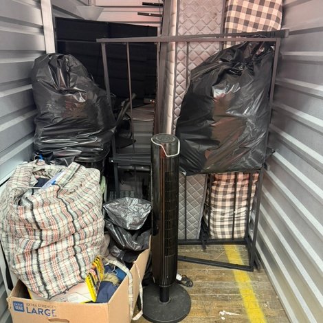 5 x 10 storage unit in Detroit, MI