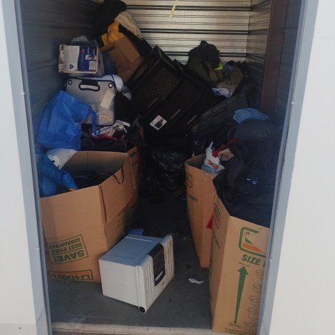 5 x 10 storage unit in Detroit, MI