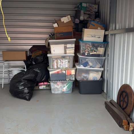 10 x 10 storage unit in Sioux City, IA