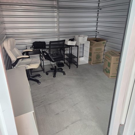 10 x 10 storage unit in Clearfield, UT