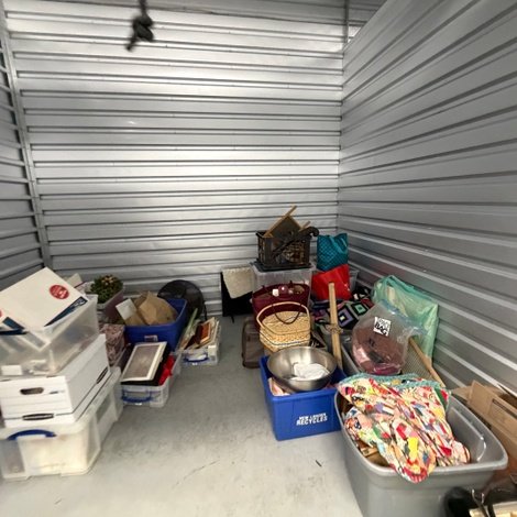 10 x 10 storage unit in Unknown, CT
