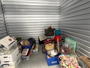 10 x 10 storage unit in Unknown, CT