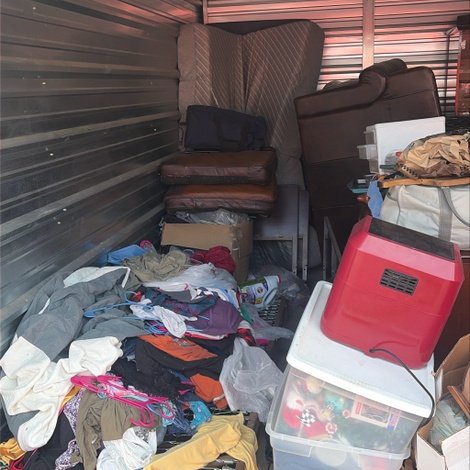 10 x 15 storage unit in Ypsilanti, MI