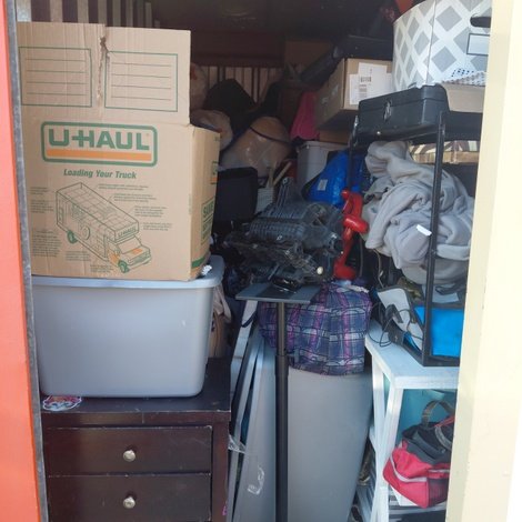 5 x 12 storage unit in Monroe, MI