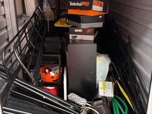 5 x 10 storage unit in Inkster, MI
