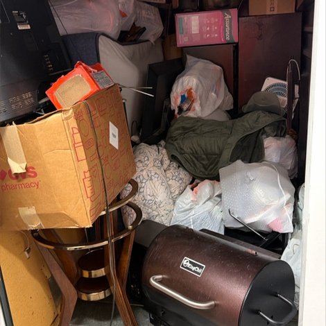 5 x 10 storage unit in Inkster, MI