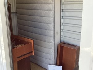 5 x 10 storage unit in Elyria, OH