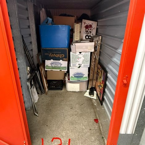 10 x 5 storage unit in Cleveland, OH