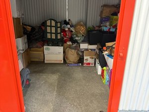10 x 10 storage unit in Cleveland, OH