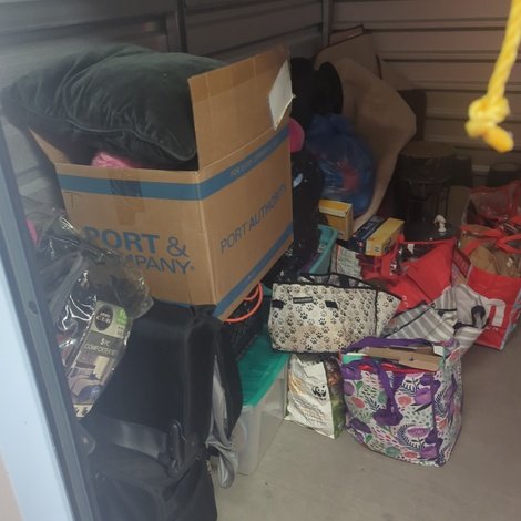 8 x 10 storage unit in Troy, MI