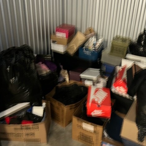 5 x 7 storage unit in Jennings, MO