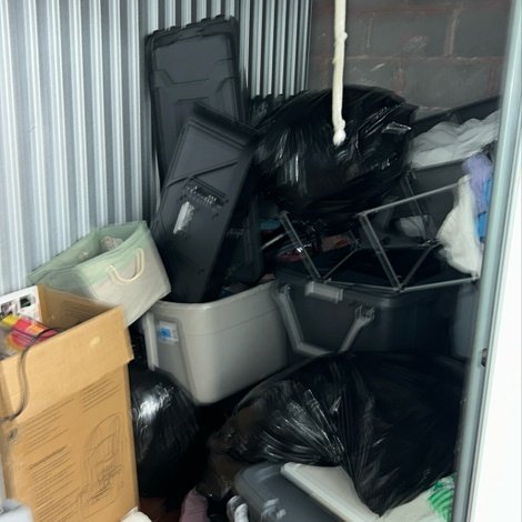10 x 5 storage unit in Jennings, MO