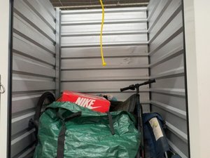 4 x 4 unit in NE Washington