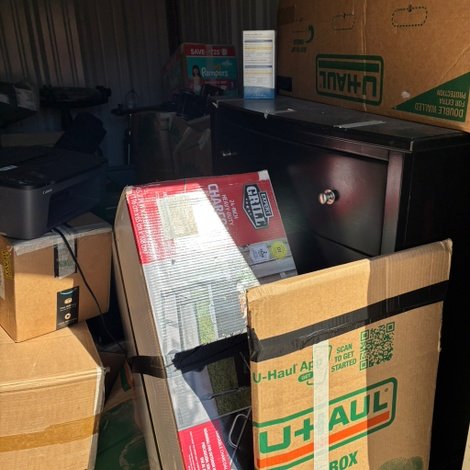 10 x 10 storage unit in San Antonio, TX
