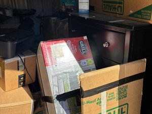 10 x 10 unit in San Antonio