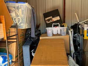 10 x 10 unit in San Antonio