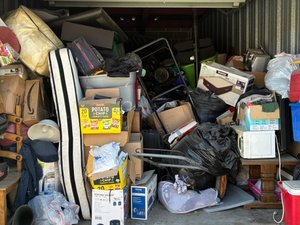 10 x 20 unit in San Antonio