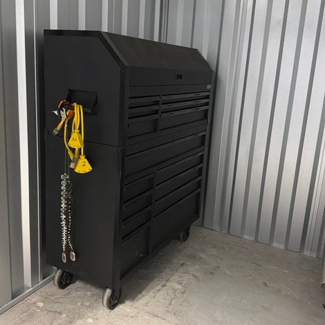 10 x 10 storage unit in Unknown, NC