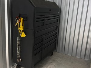 10 x 10 storage unit in Unknown, NC