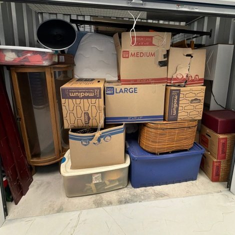 5 x 10 storage unit in Unknown, NC