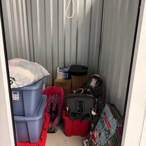 5 x 6 storage unit in Unknown, NC