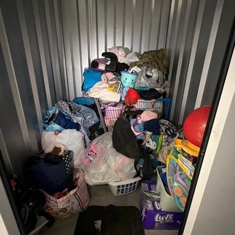 5 x 5 storage unit in Unknown, NC