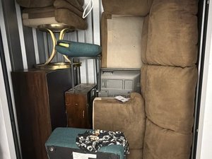 8 x 5 storage unit in Unknown, NC
