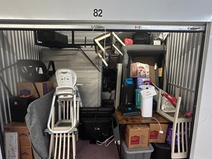 10 x 10 storage unit in Winterville, NC