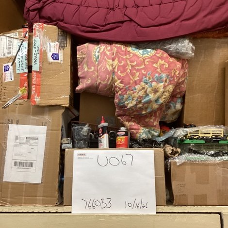 4 x 8 storage unit in Cleveland, OH