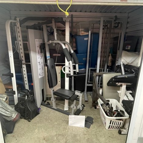 8 x 12 storage unit in Cleveland, OH