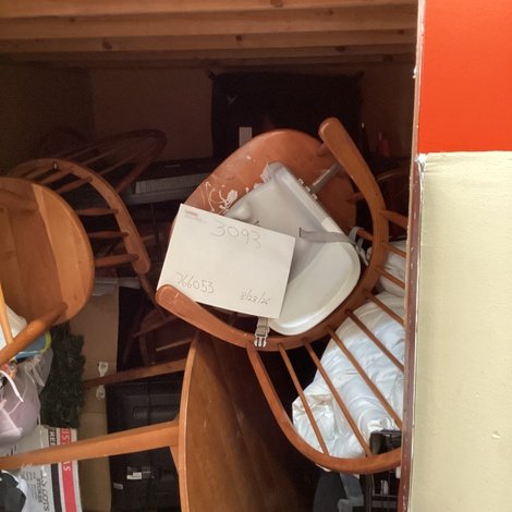 8 x 8 storage unit in Cleveland, OH