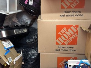 5 x 10 storage unit in North Randal, OH