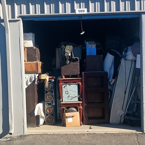 10 x 20 storage unit in San Jacinto, CA