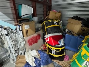 10 x 10 storage unit in Salem, NH