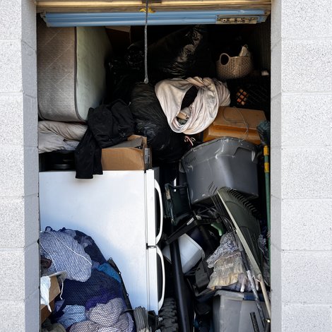 5 x 10 storage unit in Victorville, CA