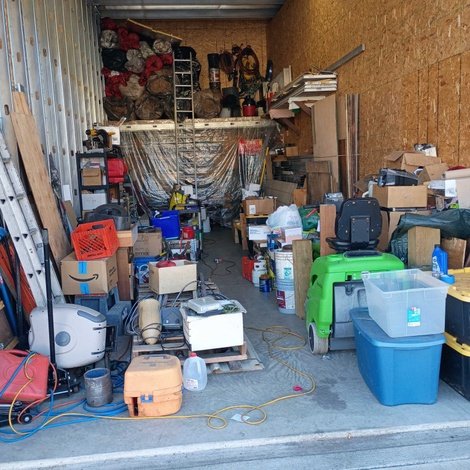 14 x 40 storage unit in Roseburg, OR