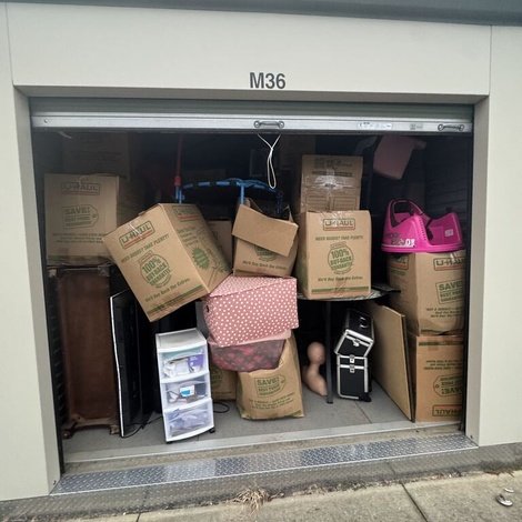 10 x 10 storage unit in Clayton, NC