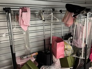 6 x 10 storage unit in Chatsworth, CA